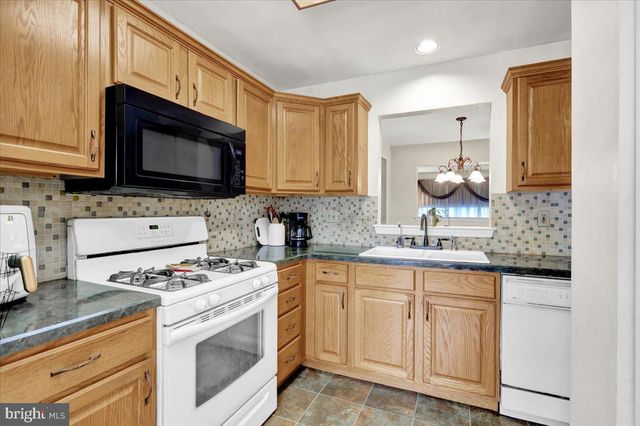 148 WELLINGTON CT, Reading, PA 19606