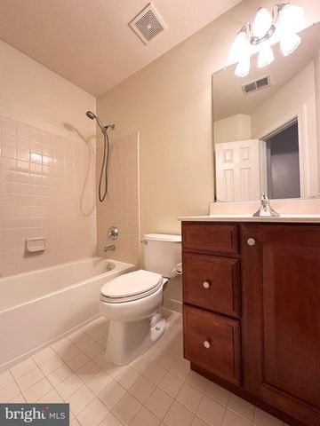 4201 TIMBER MEADOW DR, Fairfax, VA 22030