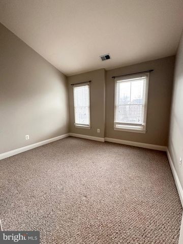 4201 TIMBER MEADOW DR, Fairfax, VA 22030