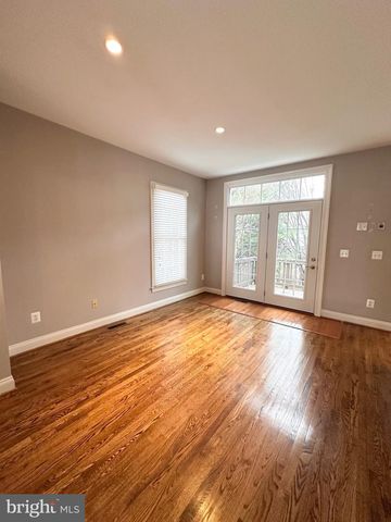 4201 TIMBER MEADOW DR, Fairfax, VA 22030