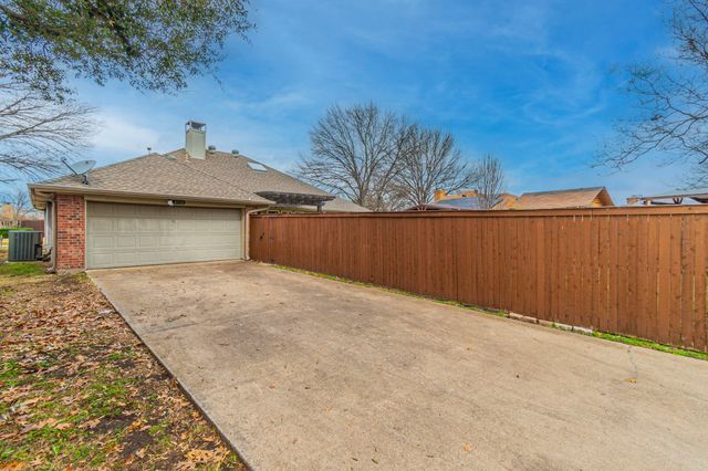 2532 Kingsridge Drive, Dallas, TX 75287