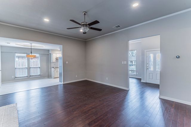 2532 Kingsridge Drive, Dallas, TX 75287