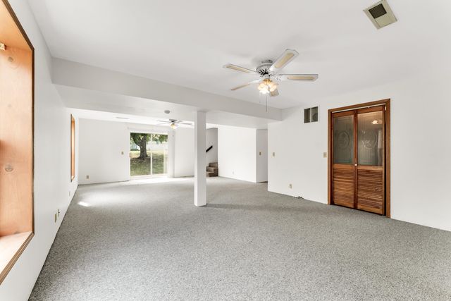 711 S Rice Street, Nixa, MO 65714