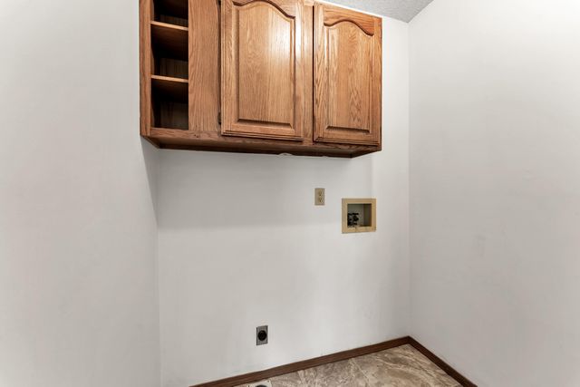 711 S Rice Street, Nixa, MO 65714