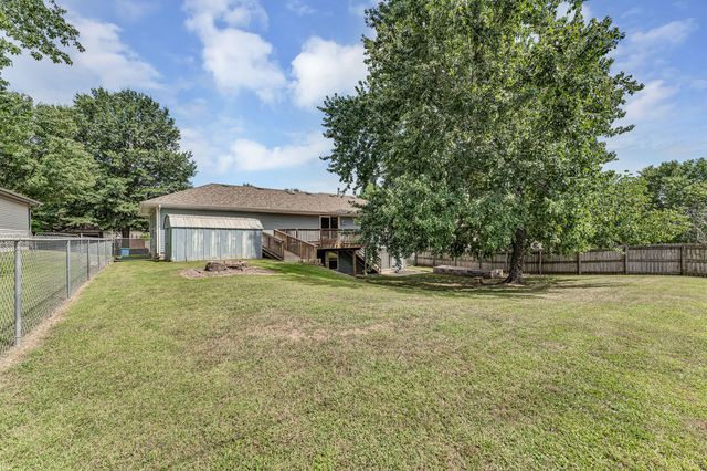 711 S Rice Street, Nixa, MO 65714