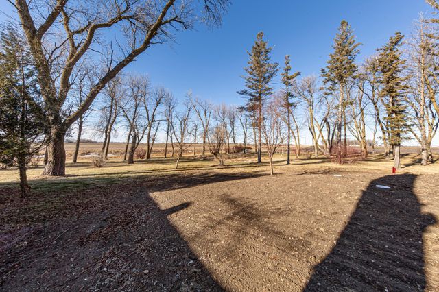 12266 Wass Avenue, Dundee, MN 56131