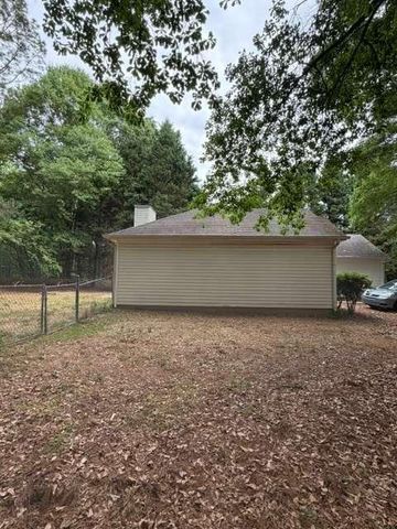 882 Whispering Way, Winder, GA 30680