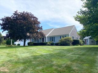 3 Crestview Drive, Harwich, MA 02645