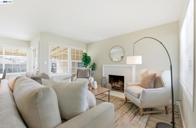 16035 Via Descanso, San Lorenzo, CA 94580