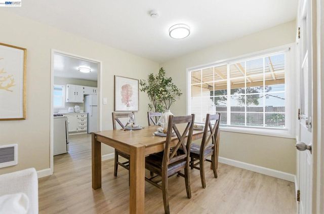 16035 Via Descanso, San Lorenzo, CA 94580