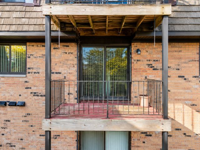 8 Oak Creek Drive 3803, Buffalo Grove, IL 60089