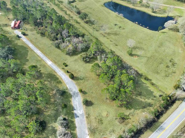 6415 Mary Kitchens Rd, Milton, FL 32583
