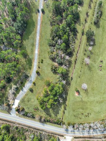 6415 Mary Kitchens Rd, Milton, FL 32583