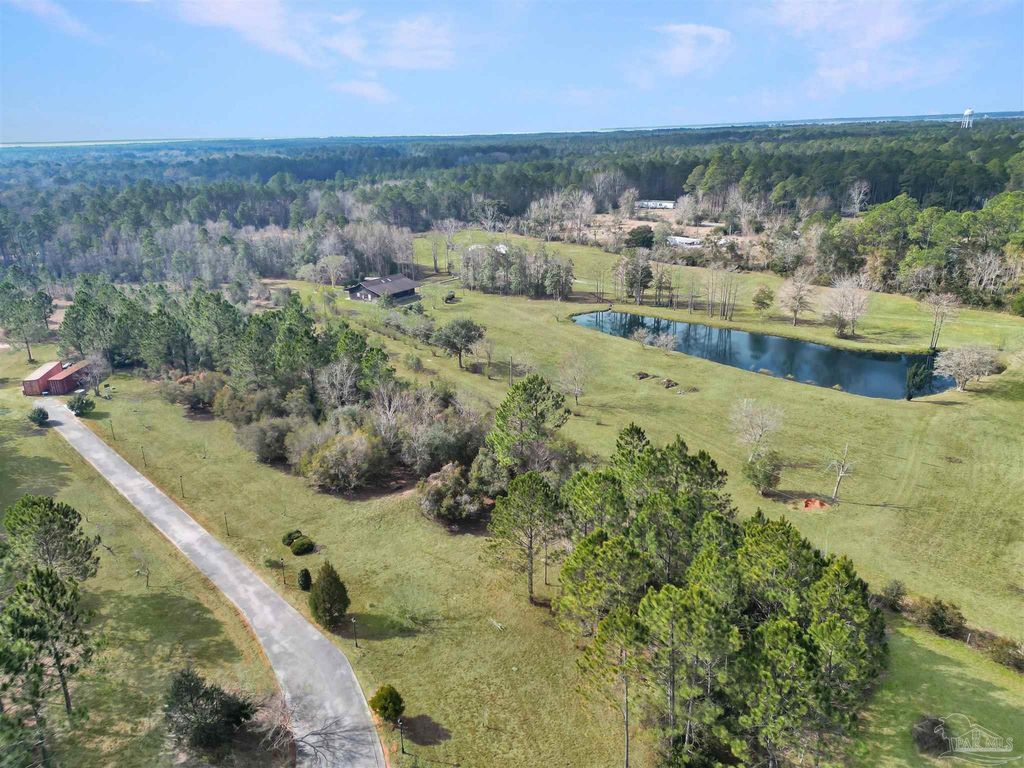 6415 Mary Kitchens Rd, Milton, FL 32583