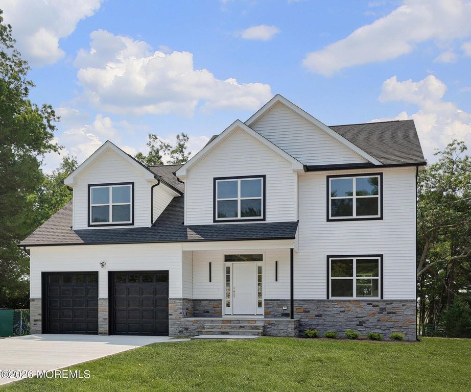 545 Halliard Avenue, Beachwood, NJ 08722