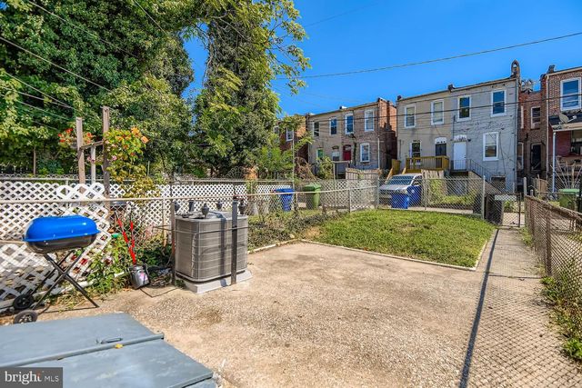 2227 CECIL AVE, Baltimore, MD 21218