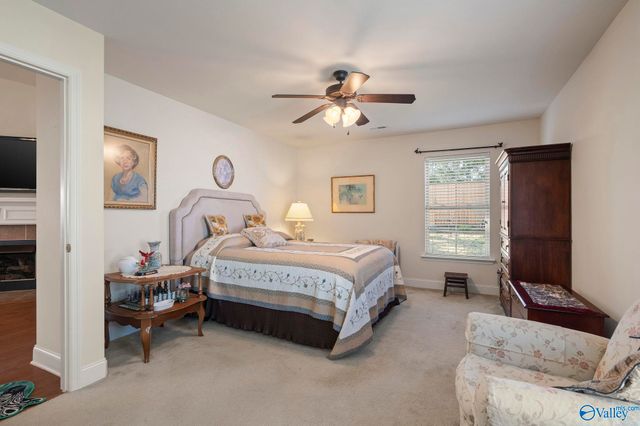 309 Dovington Drive, Huntsville, AL 35806