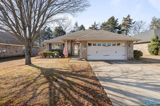 309 Dovington Drive, Huntsville, AL 35806