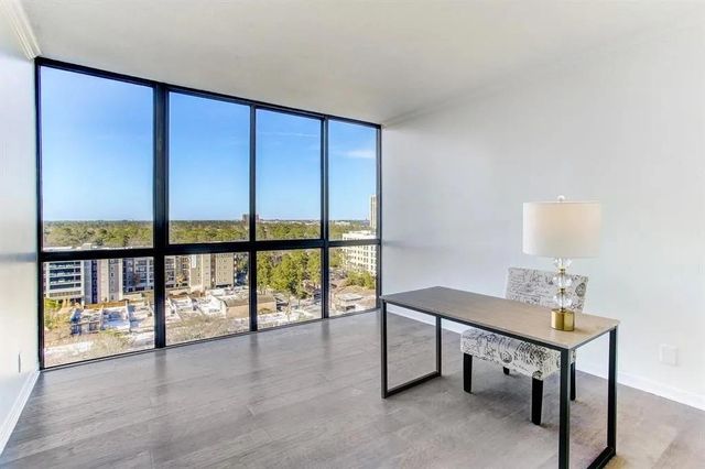 5001 Woodway Drive 1405, Houston, TX 77056