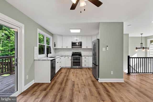 90 SCHOOLHOUSE LN, Coatesville, PA 19320