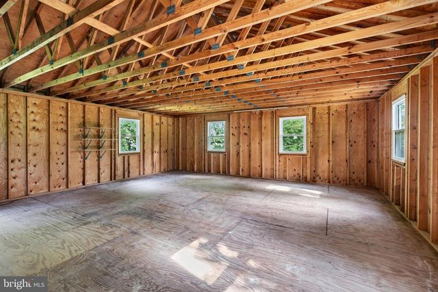 90 SCHOOLHOUSE LN, Coatesville, PA 19320