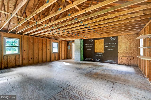 90 SCHOOLHOUSE LN, Coatesville, PA 19320