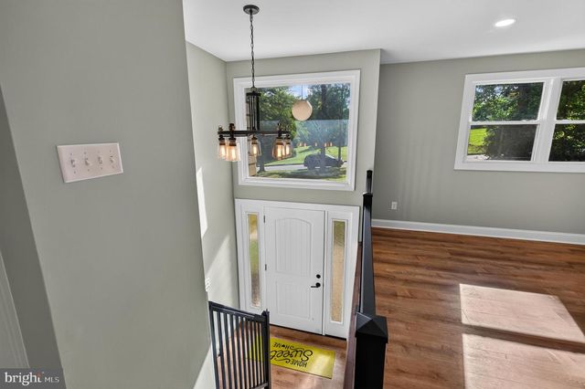 90 SCHOOLHOUSE LN, Coatesville, PA 19320