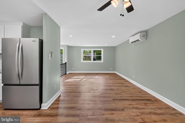 90 SCHOOLHOUSE LN, Coatesville, PA 19320