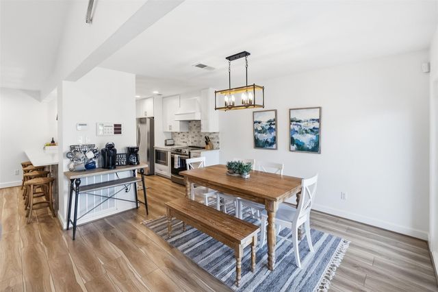 3914 Knollcrest Drive, Montgomery, TX 77356