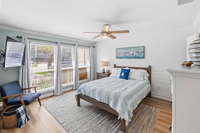 3914 Knollcrest Drive, Montgomery, TX 77356