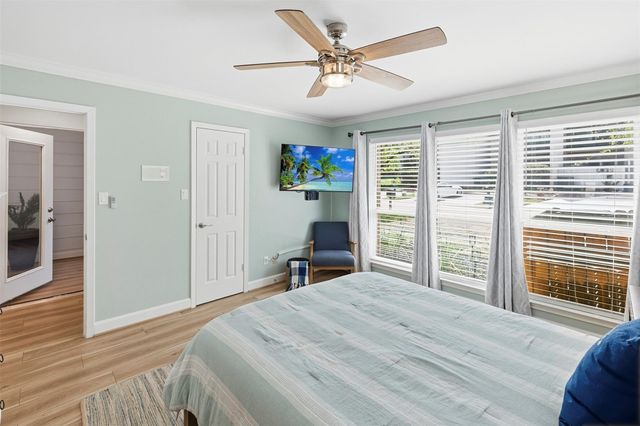 3914 Knollcrest Drive, Montgomery, TX 77356