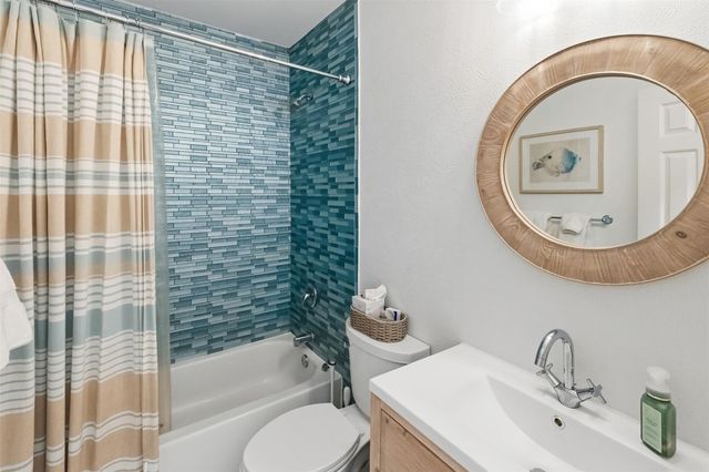 3914 Knollcrest Drive, Montgomery, TX 77356