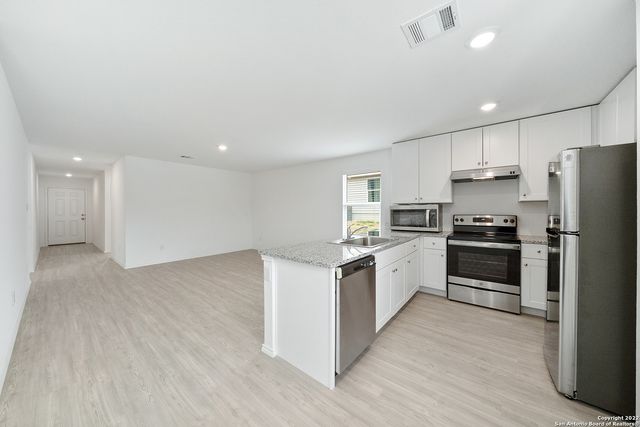 5531 Elm Valley Dr, San Antonio, TX 78242