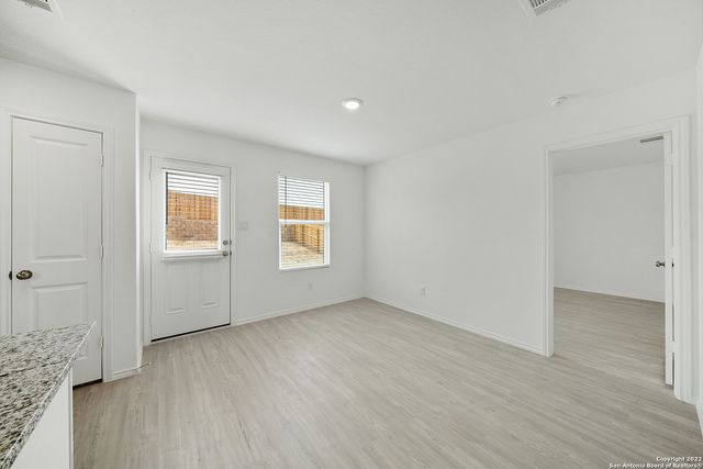 5531 Elm Valley Dr, San Antonio, TX 78242