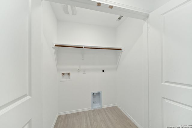 5531 Elm Valley Dr, San Antonio, TX 78242