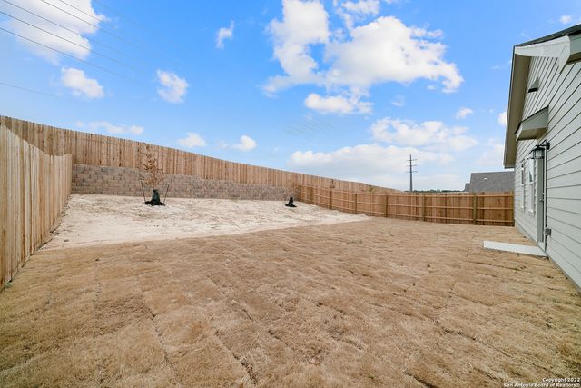 5531 Elm Valley Dr, San Antonio, TX 78242