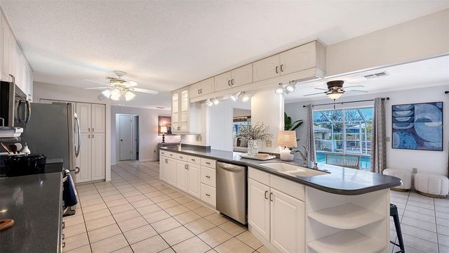 619 ALBEE FARM ROAD N, Nokomis, FL 34275