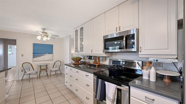 619 ALBEE FARM ROAD N, Nokomis, FL 34275