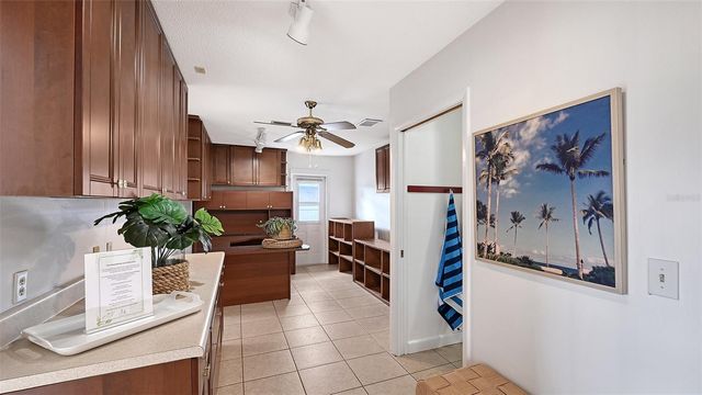 619 ALBEE FARM ROAD N, Nokomis, FL 34275