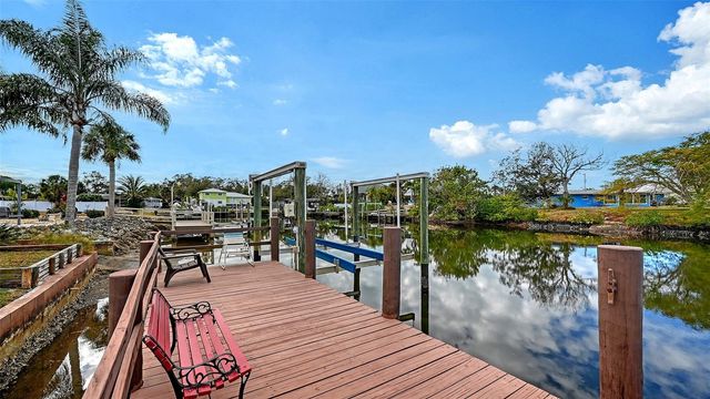 619 ALBEE FARM ROAD N, Nokomis, FL 34275