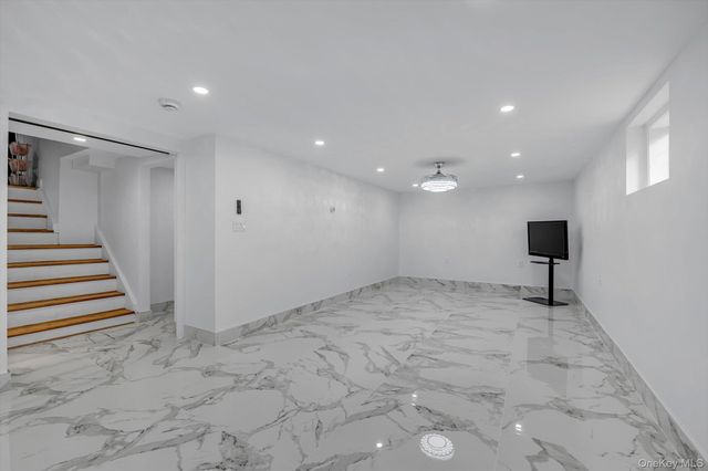 206-15 Richland Avenue, Oakland Gardens, NY 11364