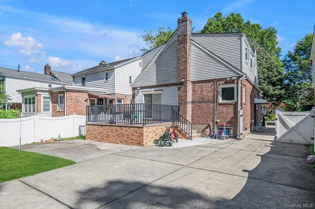 206-15 Richland Avenue, Oakland Gardens, NY 11364