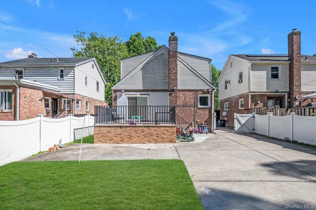 206-15 Richland Avenue, Oakland Gardens, NY 11364