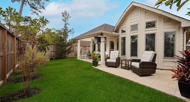 249 Trapper Creek Drive, Conroe, TX 77304