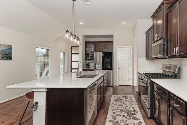 249 Trapper Creek Drive, Conroe, TX 77304