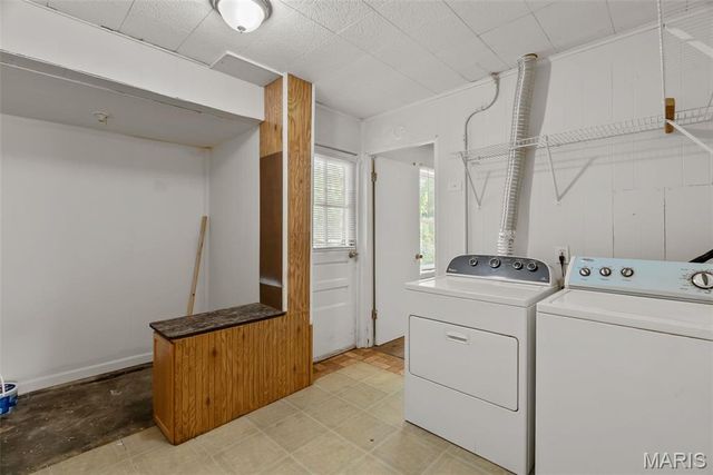 9724 Dennis Drive, Unincorporated, MO 63136