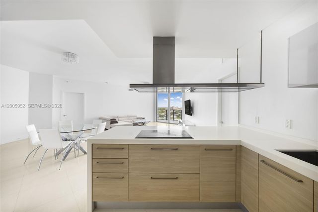 17301 Biscayne Blvd 1704, North Miami Beach, FL 33160