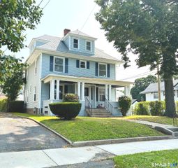 1910 Park Avenue, Bridgeport, CT 06604