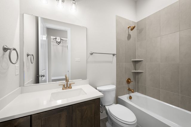 3426 Arbor Grove Trail, Midlothian, TX 76065