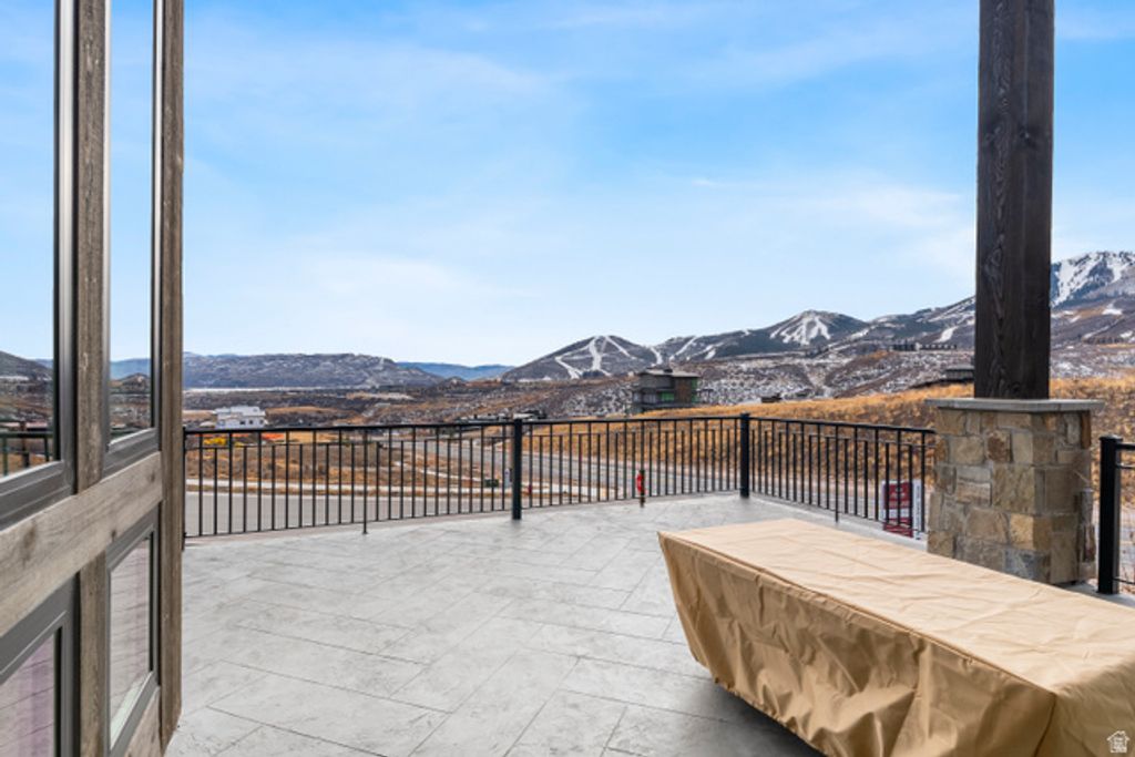 Image 35 of property listing at 11252 N REGAL RIDGE CT #14, Heber City, UT 84032